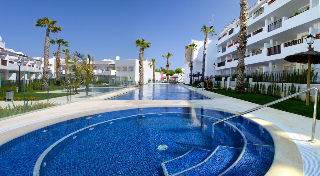 Residencial Linnea Sol By Mar Holidays Orihuela Phòng bức ảnh
