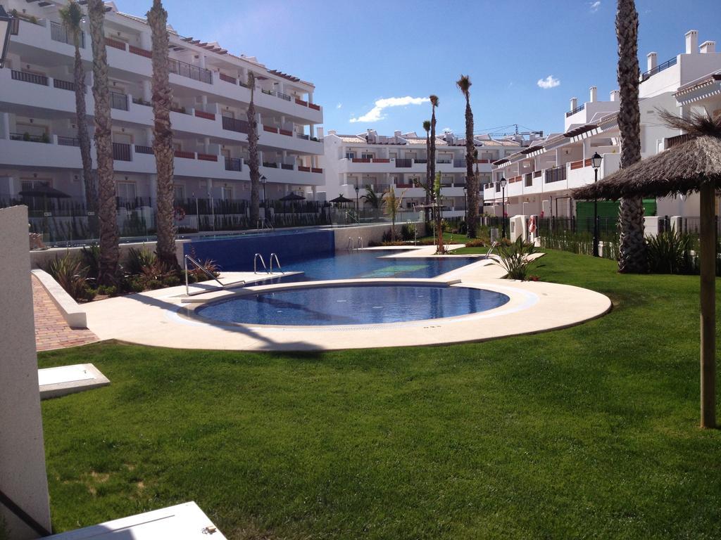 Residencial Linnea Sol By Mar Holidays Orihuela Phòng bức ảnh